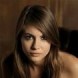 Willa Holland travaille...