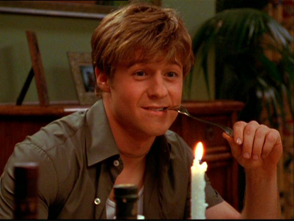 ryan_atwood_01.jpg